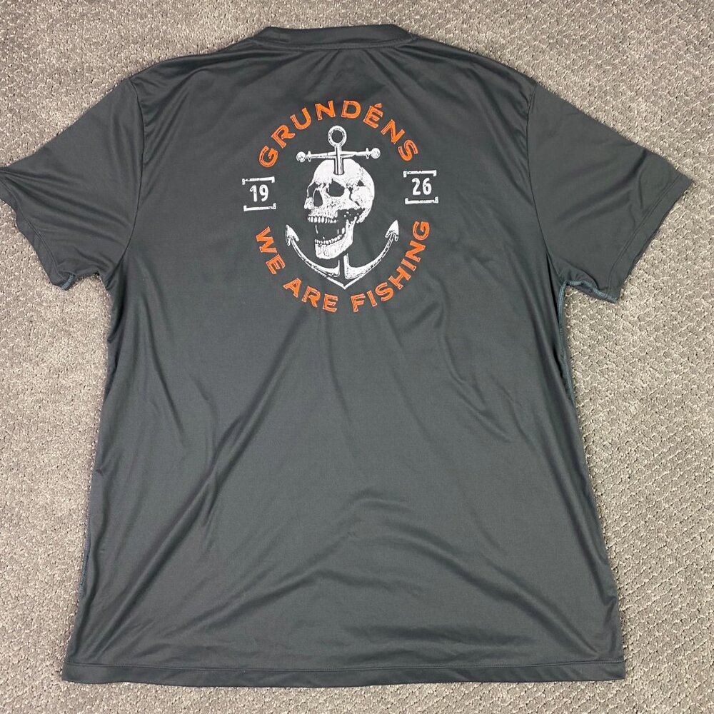 Grundens Performance Stretch Shirt Men's 2XL Skull Print We Are Fishing T-Shirt